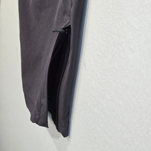 Gym Shark Mens Woven Lightweight Slim Fit Tapered Gray Leg Joggers Size Large - Picture 6 of 11